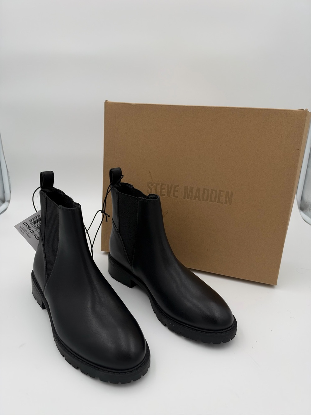 New Steve Madden Black Chelsea Boots Women's Size 7
